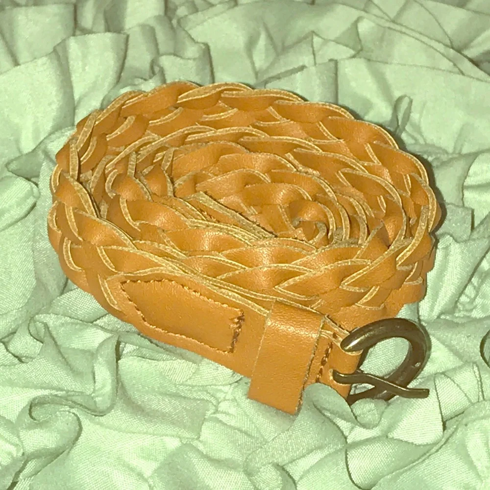 - Braided belt in cognac L skinny size 40